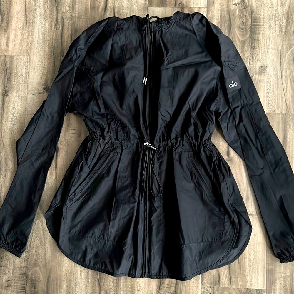 ALO Yoga Cloud Nine Hooded Jacket